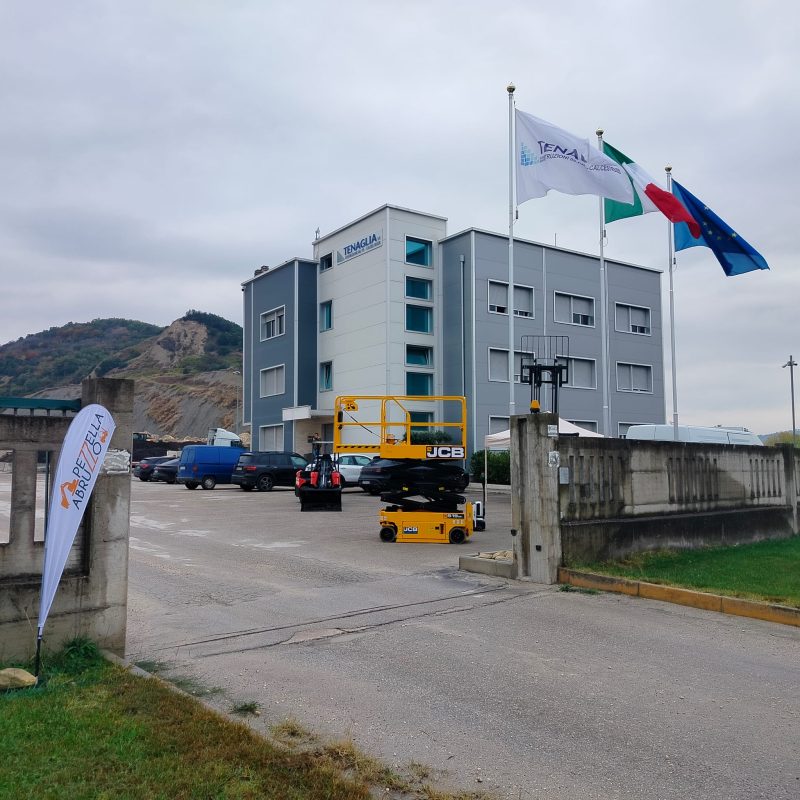 WhatsApp Image 2025-10-18 at 10.13.58 (1)